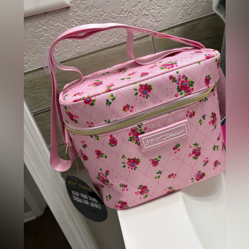 Betsey Johnson Pink Floral Lunch Bag